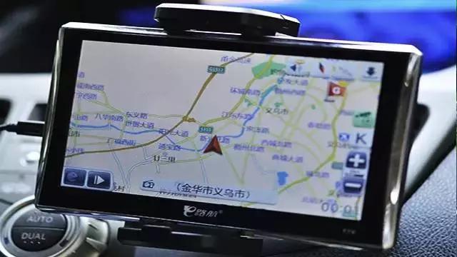 扣3分罰100無人認(rèn)罰！車主竟是創(chuàng)始人 義烏廣告設(shè)計(jì)的另類營銷